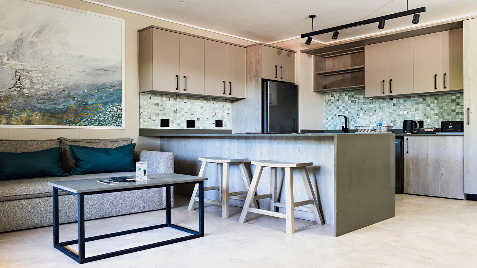 One Bedroom Apartment With Balcony