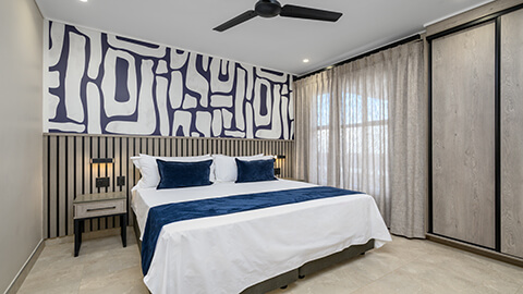 One Bedroom Luxury Apartment with Balcony