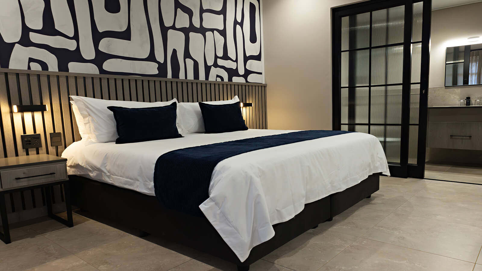 Three Bedroom Apartment With Balcony