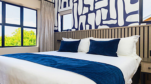 Three Bedroom Apartment With Balcony