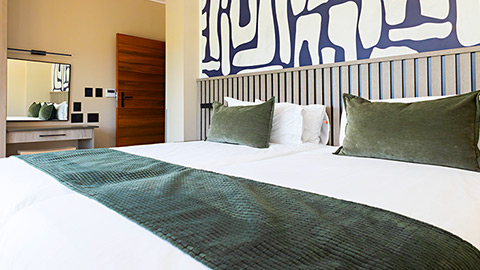 Three Bedroom Apartment With Balcony