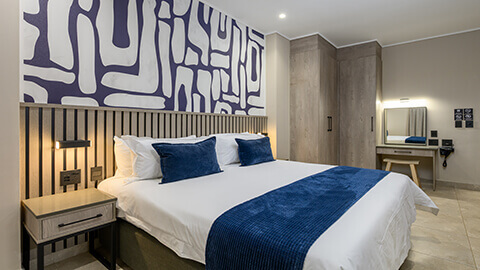 Three Bedroom Apartment With Balcony